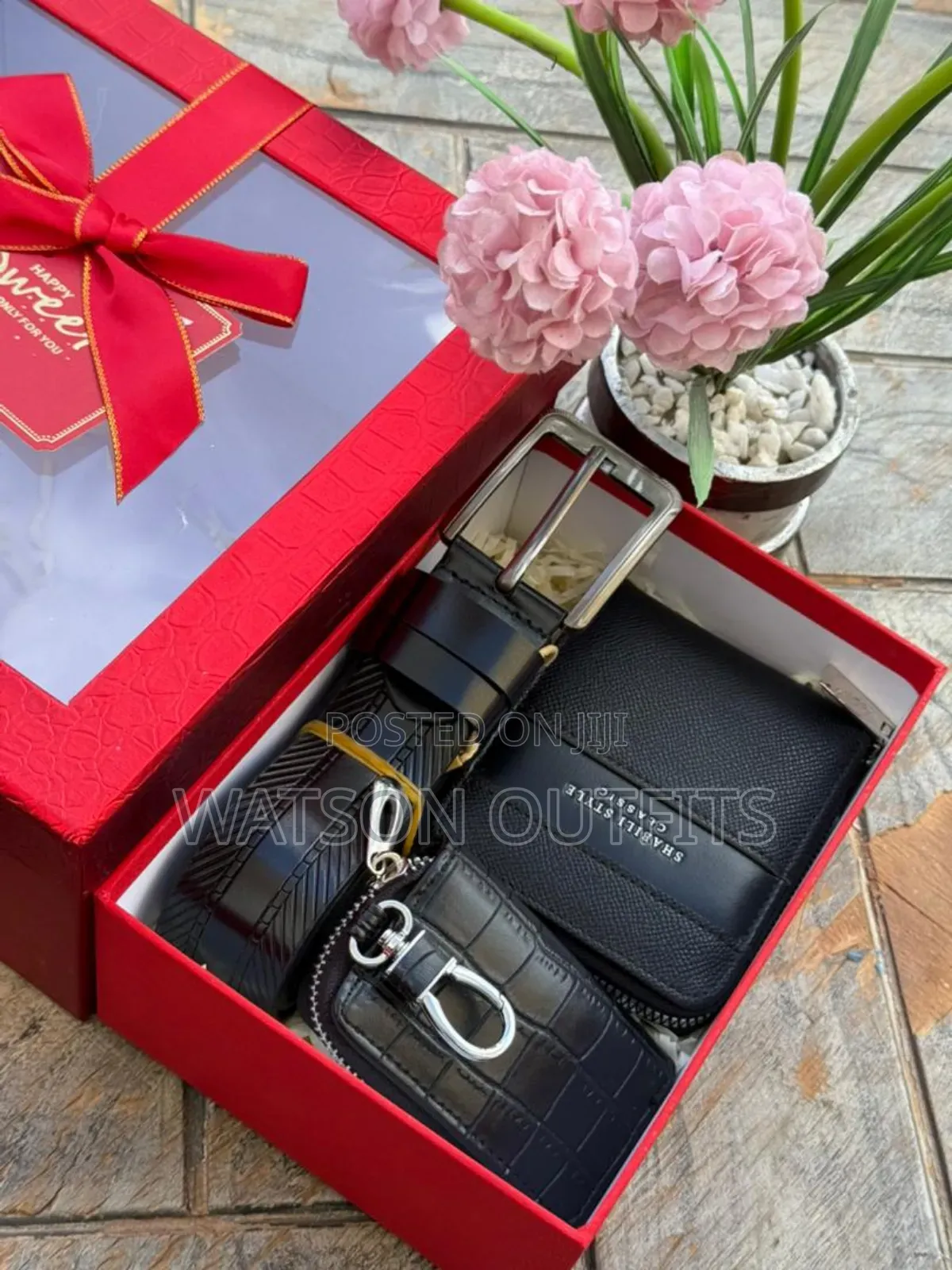 Men's Leather Sets of Belt Wallet and Keyholders Extensively Very Nice