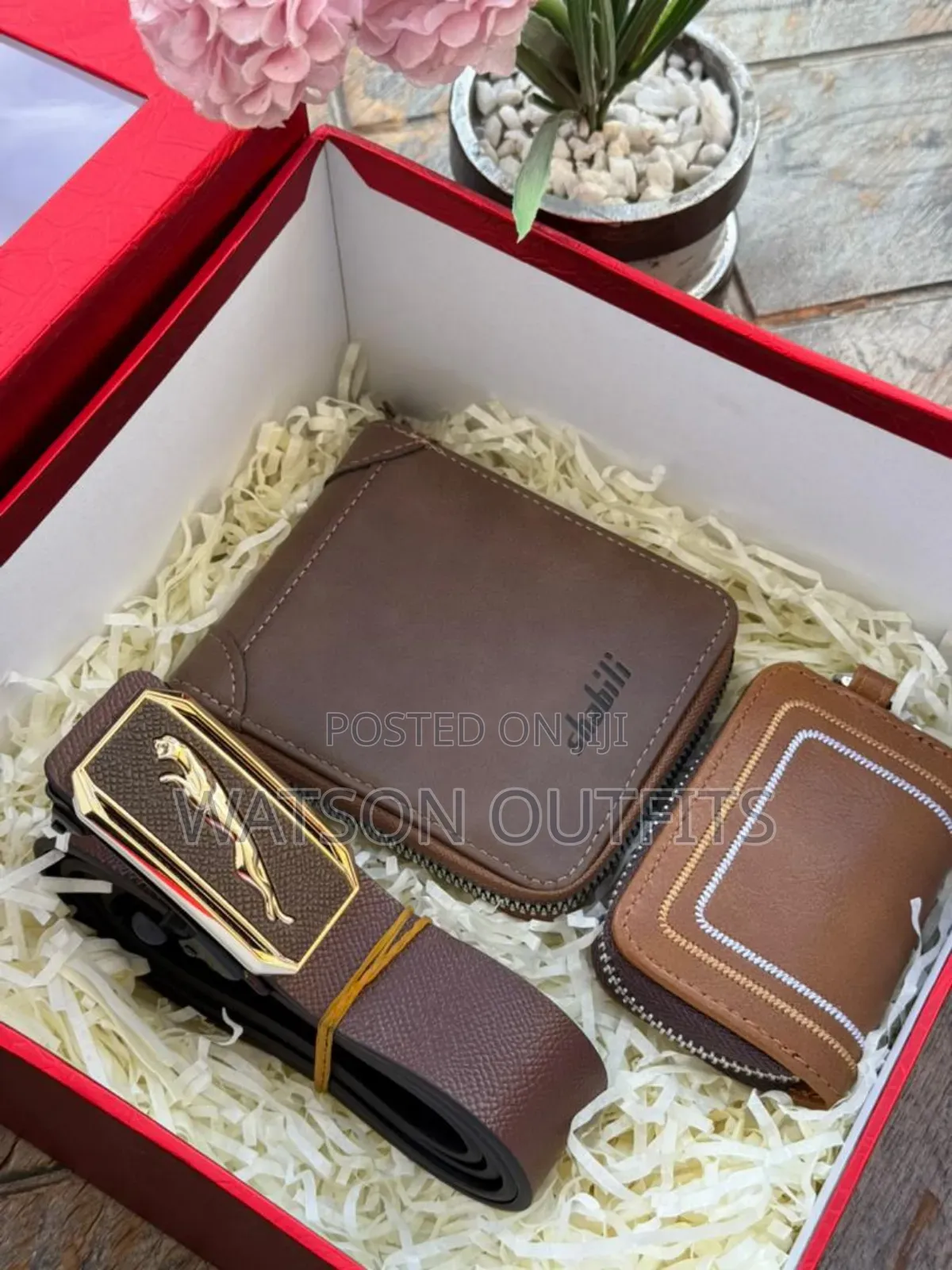 Men's Leather Sets of Belt Wallet and Keyholders Extensively Very Nice