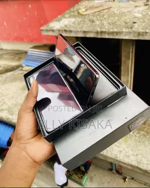 New Samsung Galaxy Z Fold4 256 GB Black