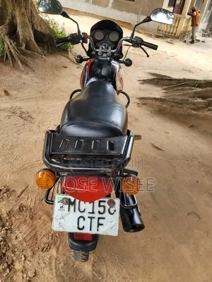 Bajaj Boxer X125 2025 Black