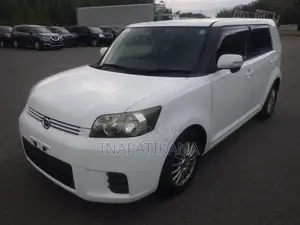 Toyota Corolla Rumion Hatchback 1.5 FWD 2008 White