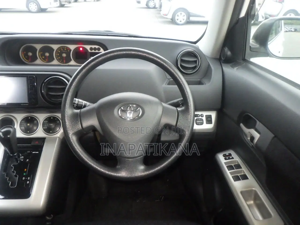 Toyota Corolla Rumion Hatchback 1.5 FWD 2008 White