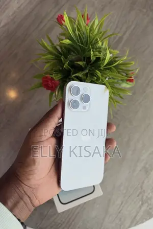 New Apple iPhone 14 Pro Max 256 GB White