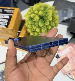 New Samsung Galaxy Z Fold7 256 GB Blue