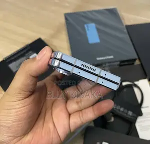 New Samsung Galaxy Z Fold 5 256 GB Silver