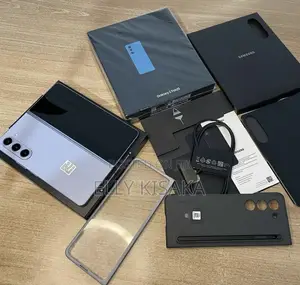 New Samsung Galaxy Z Fold 5 256 GB Silver