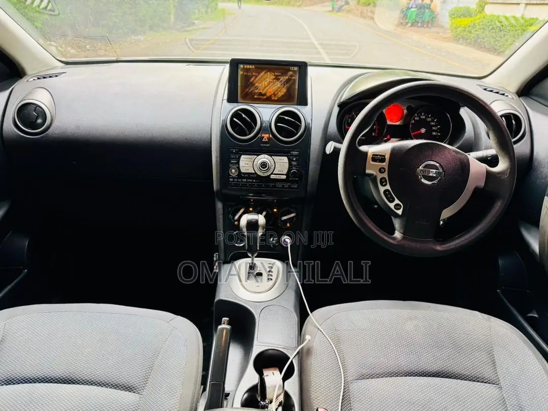 Nissan Dualis 2008 Beige