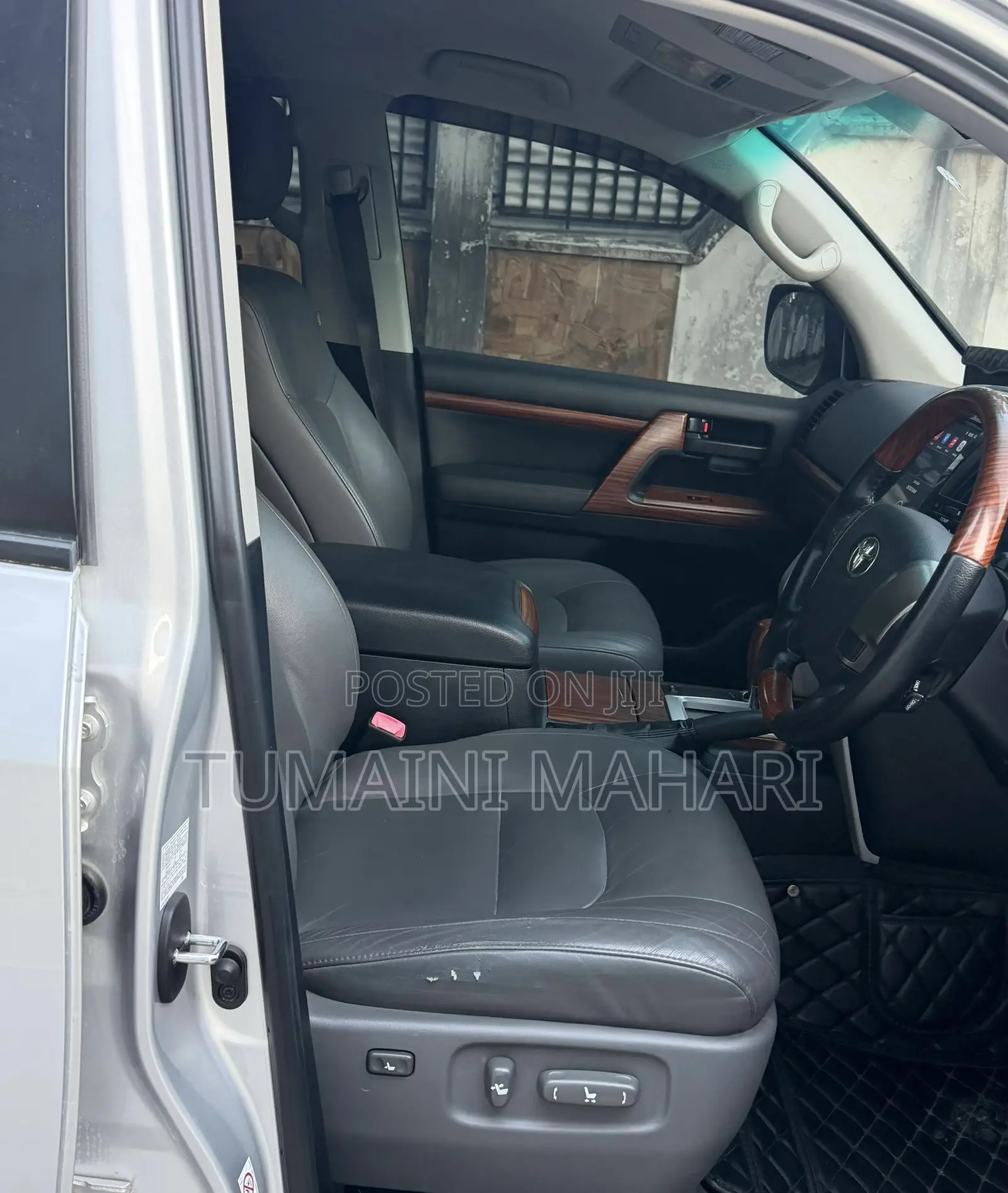Toyota Land Cruiser 2013 Silver