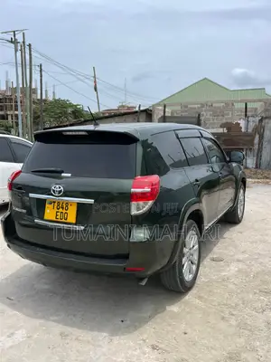 Toyota Vanguard 2010 Black