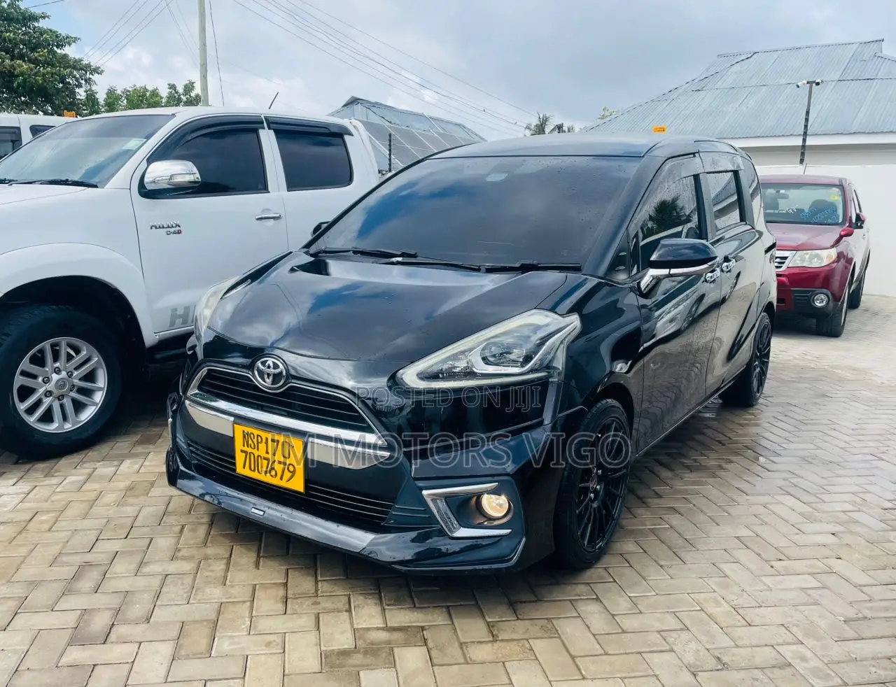Toyota Sienta 2015 Black
