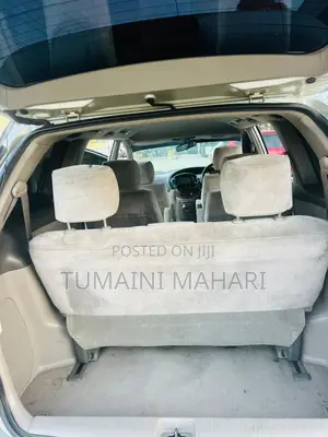 Toyota Estima 2002 Silver