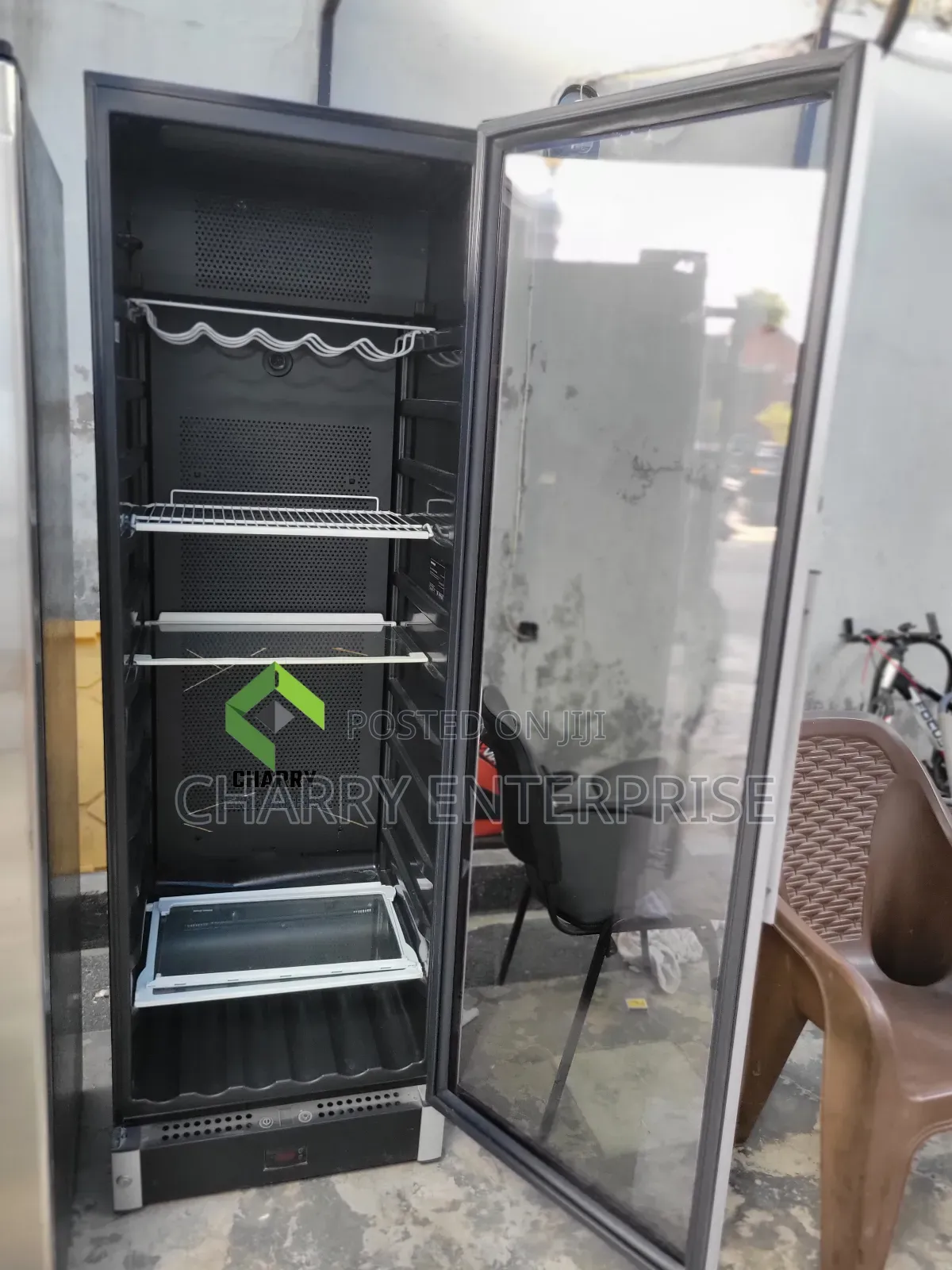 Commercial Single Door Beverage Cooler or Showcase Refrigerator 400l