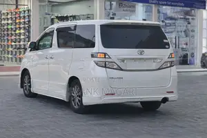 Toyota Alphard 2010 White