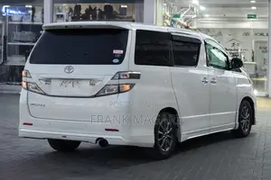 Toyota Alphard 2010 White