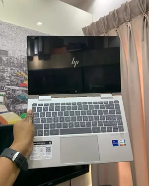 Laptop HP Envy X360 16GB Intel Core I7 SSD 1T