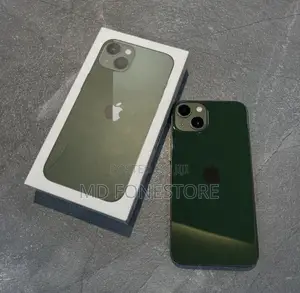 New Apple iPhone 13 128 GB Green