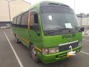 Toyota Coaster 2004 Green