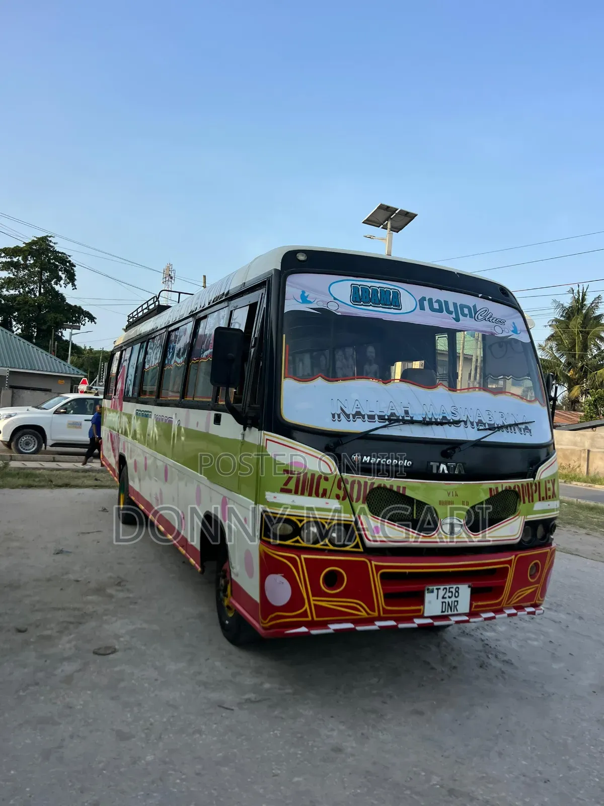 Tata Starbus Ultra Skool 2022 Green