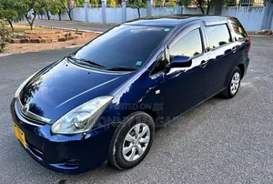Toyota Wish 2006 Blue