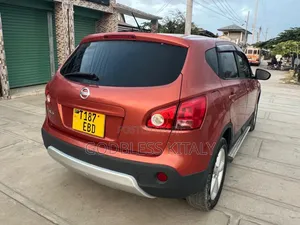 Nissan Dualis 2008 Maroon