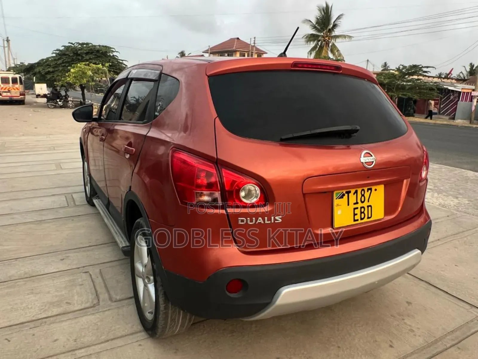 Nissan Dualis 2008 Maroon