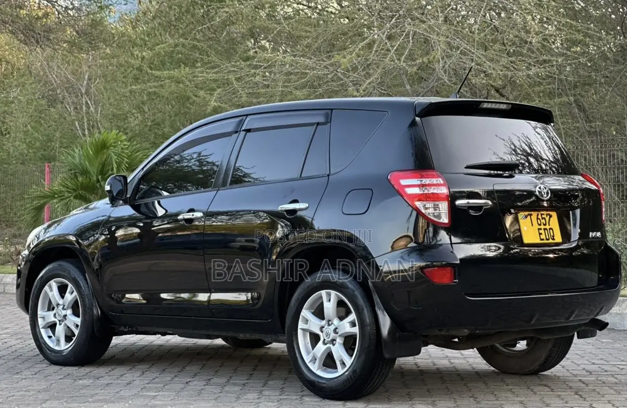 Toyota RAV4 2.4 2008 Matt Black