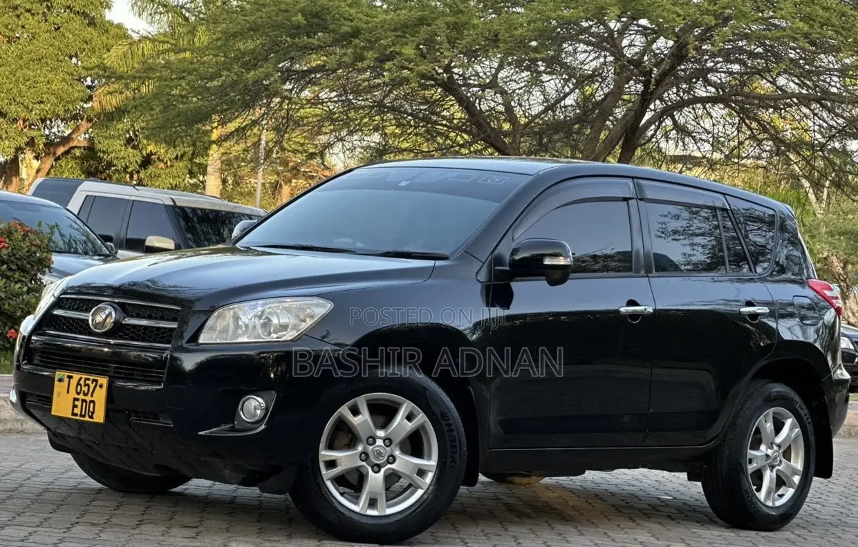 Toyota RAV4 2.4 2008 Matt Black