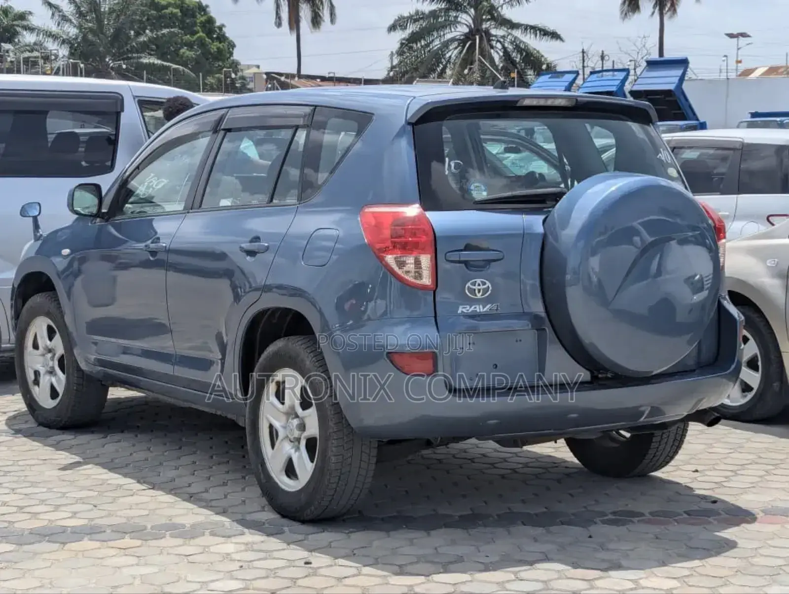 Toyota RAV4 2.0 VVT-i 2008 Blue