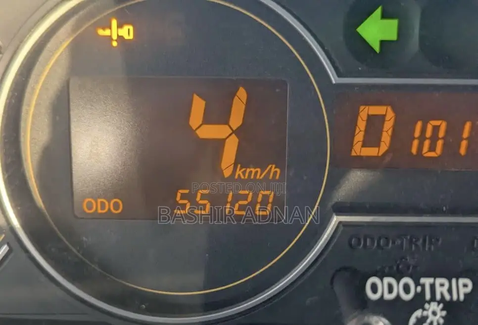 Toyota Corolla Rumion Hatchback 1.8 FWD 2011 Matt Black