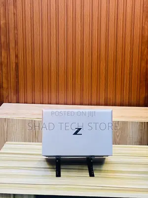 Laptop HP ZBook Firefly 14 G7 16GB Intel Core I7 SSD 512GB