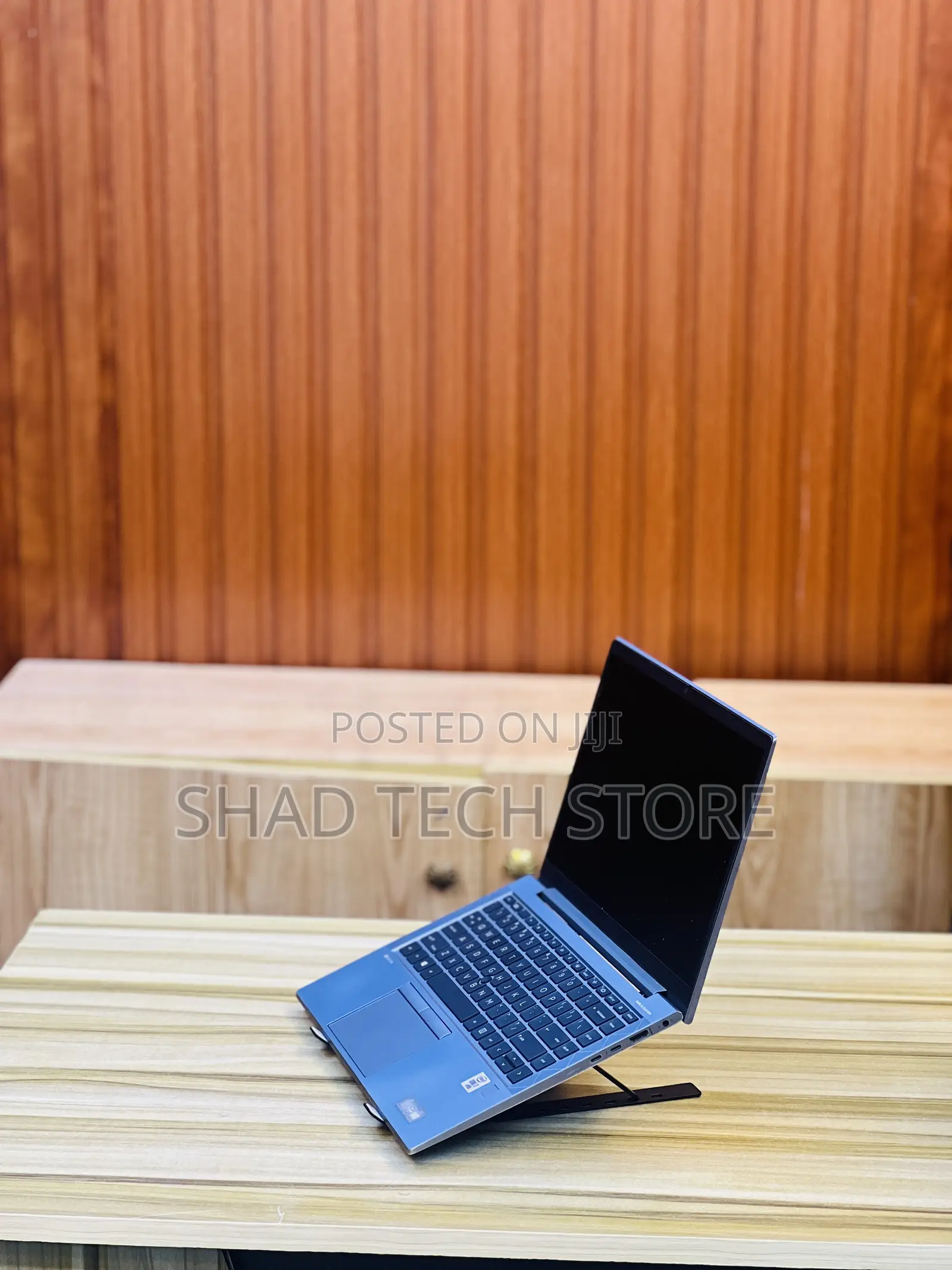 Laptop HP ZBook Firefly 14 G7 16GB Intel Core I7 SSD 512GB