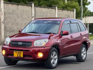 Toyota RAV4 1.8 2005 Maroon