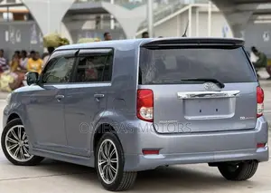 Toyota Corolla Rumion Hatchback 1.5 FWD 2007 Gray