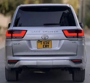 Toyota Land Cruiser 2014 Silver