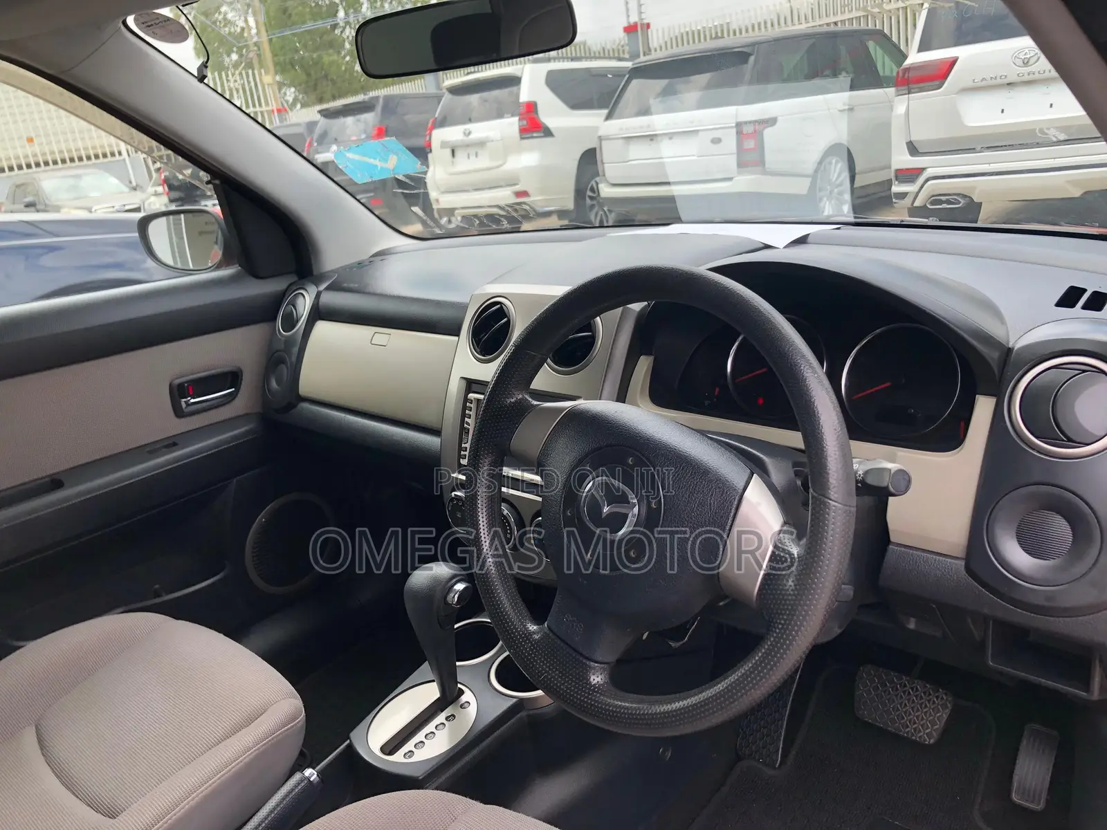 Mazda Verisa 2008 Maroon