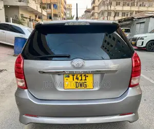 Toyota Wish 2005 Gray