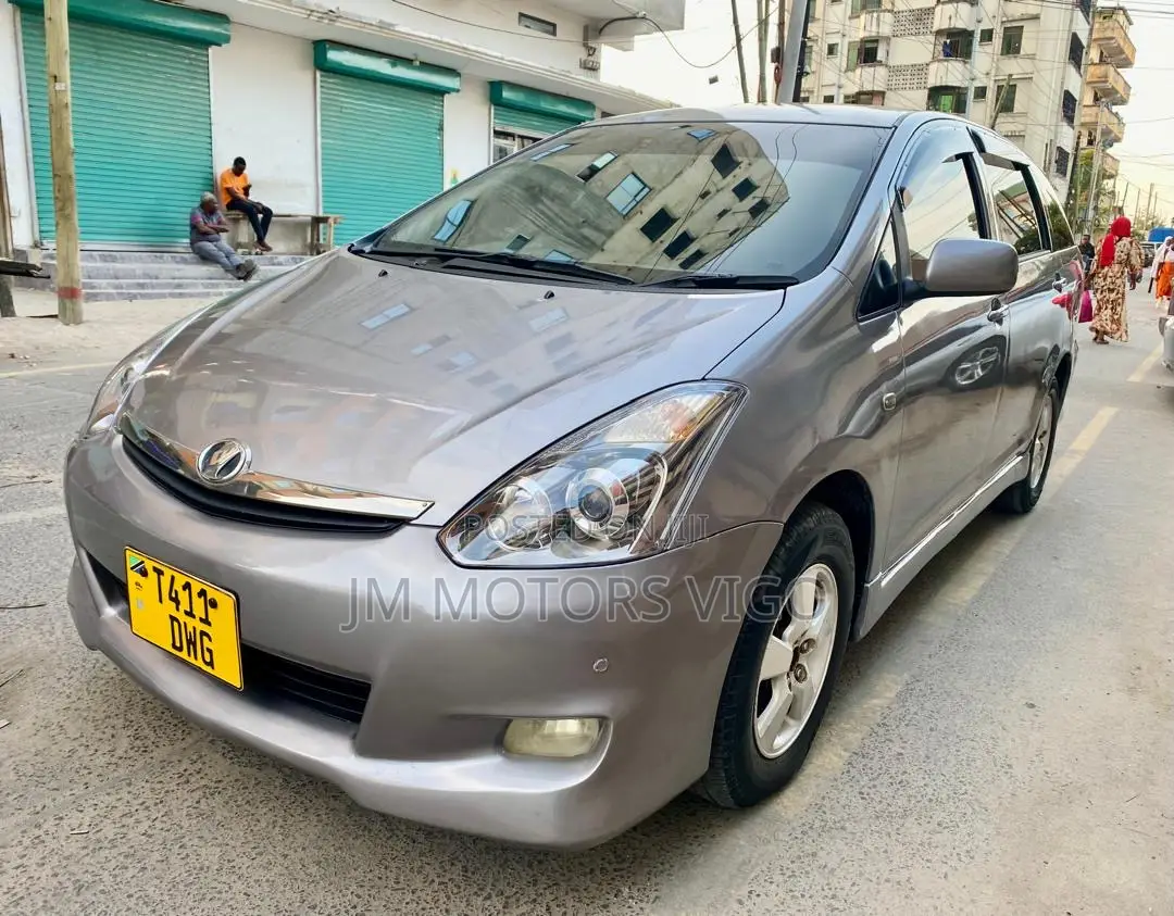 Toyota Wish 2005 Gray