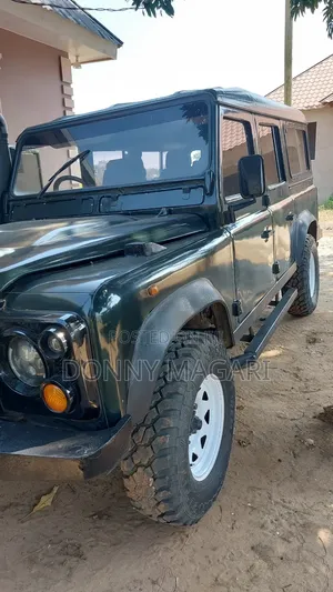 Land Rover Defender 1998 Green