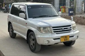 Mitsubishi Pajero 2005 White