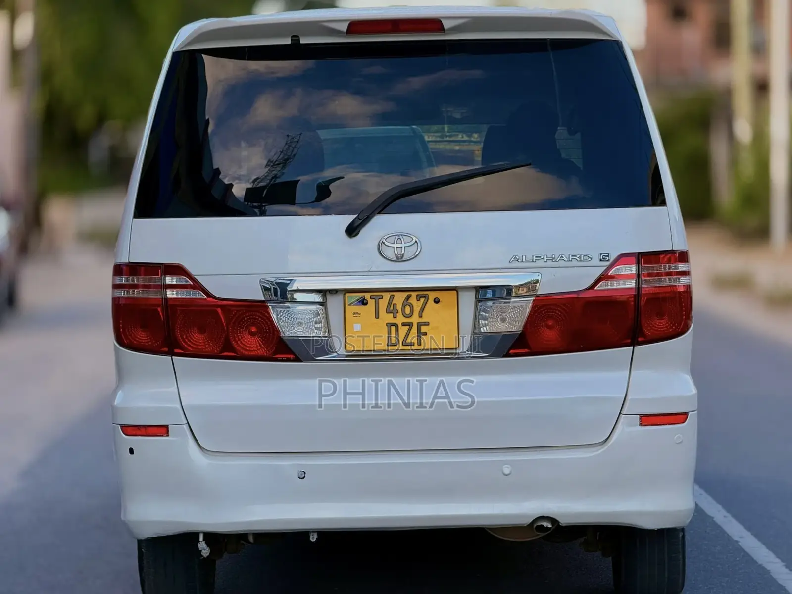 Toyota Alphard 2008 White