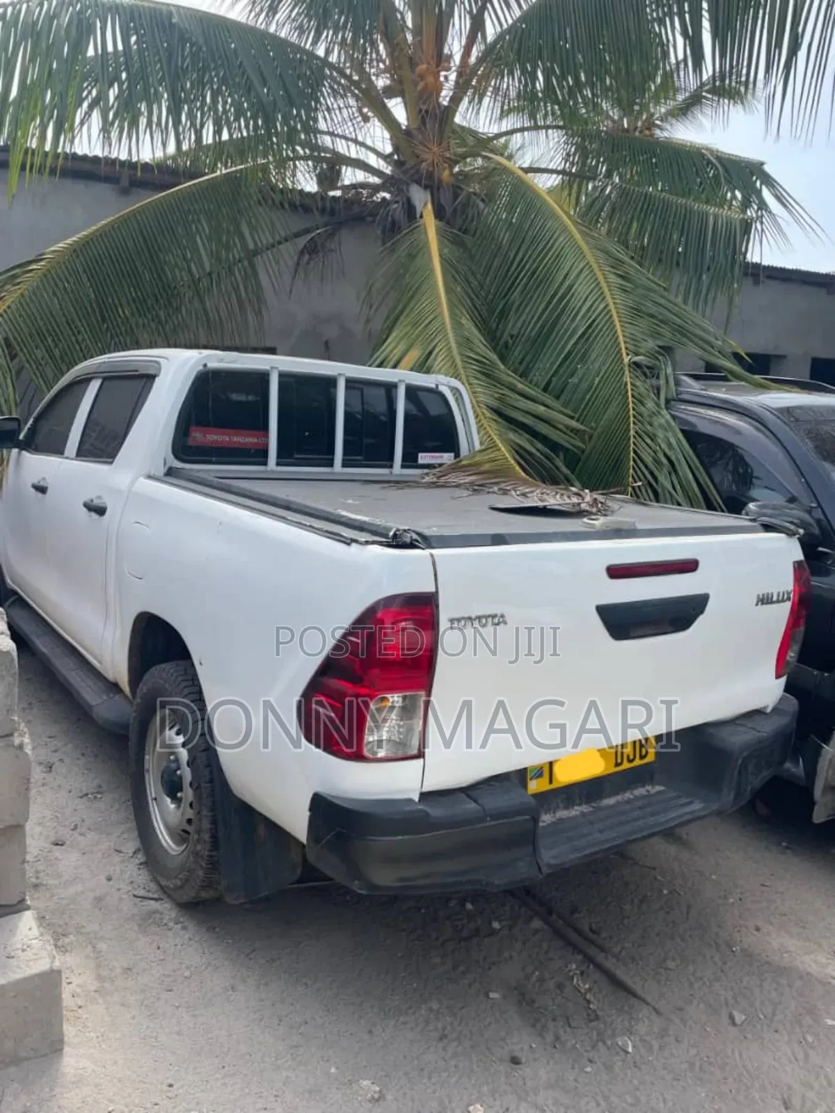 Toyota Hilux 2017 White