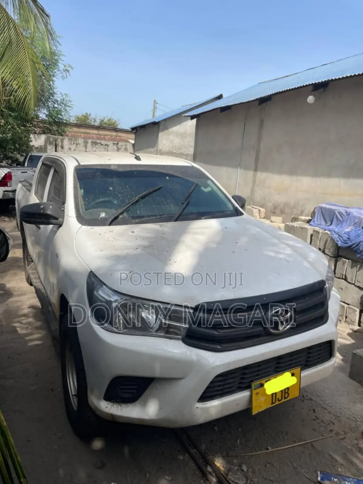 Toyota Hilux 2017 White
