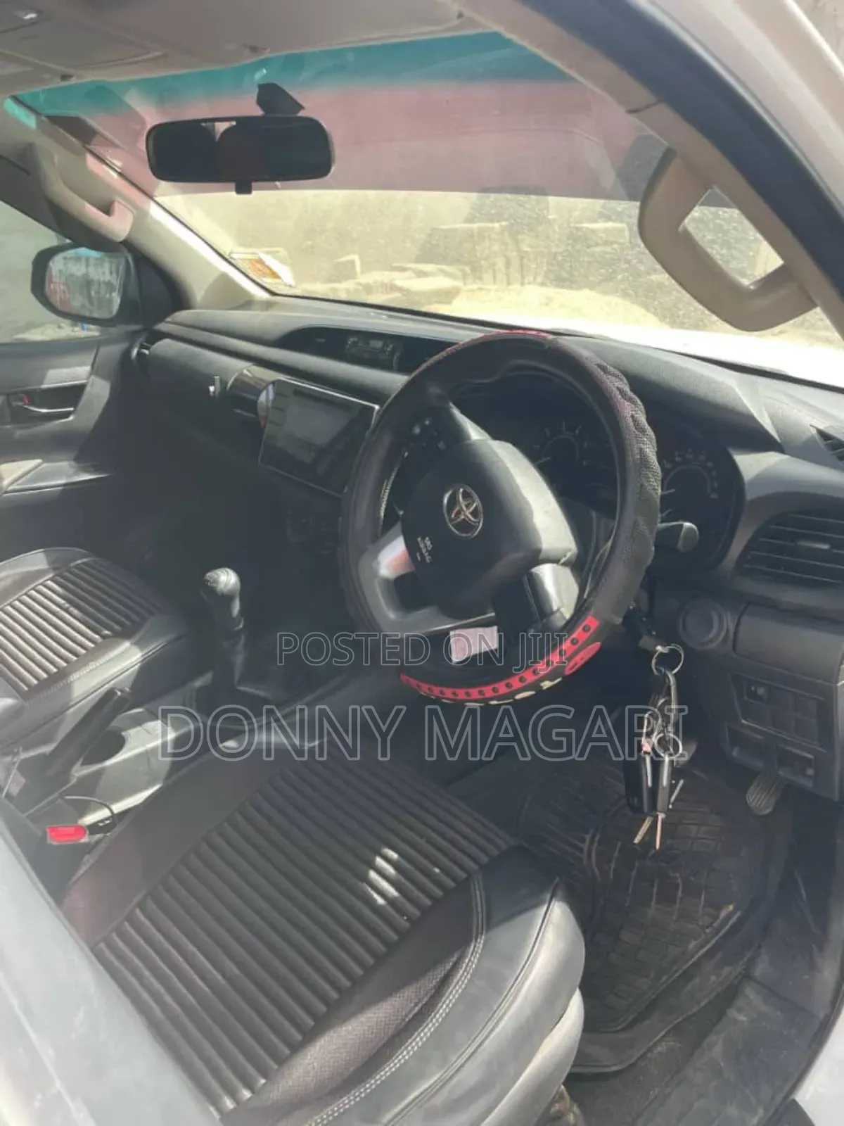 Toyota Hilux 2017 White