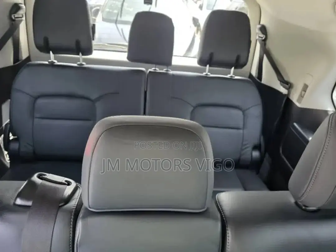 Toyota Land Cruiser 2018 Beige