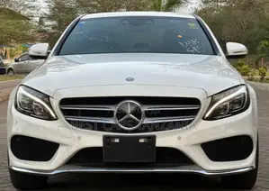Mercedes-Benz C200 2014 White