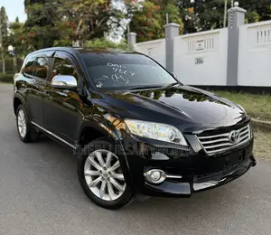 Toyota Vanguard 2013 Black