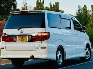 Toyota Alphard 2004 White