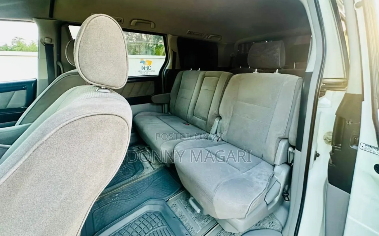 Toyota Alphard 2004 White