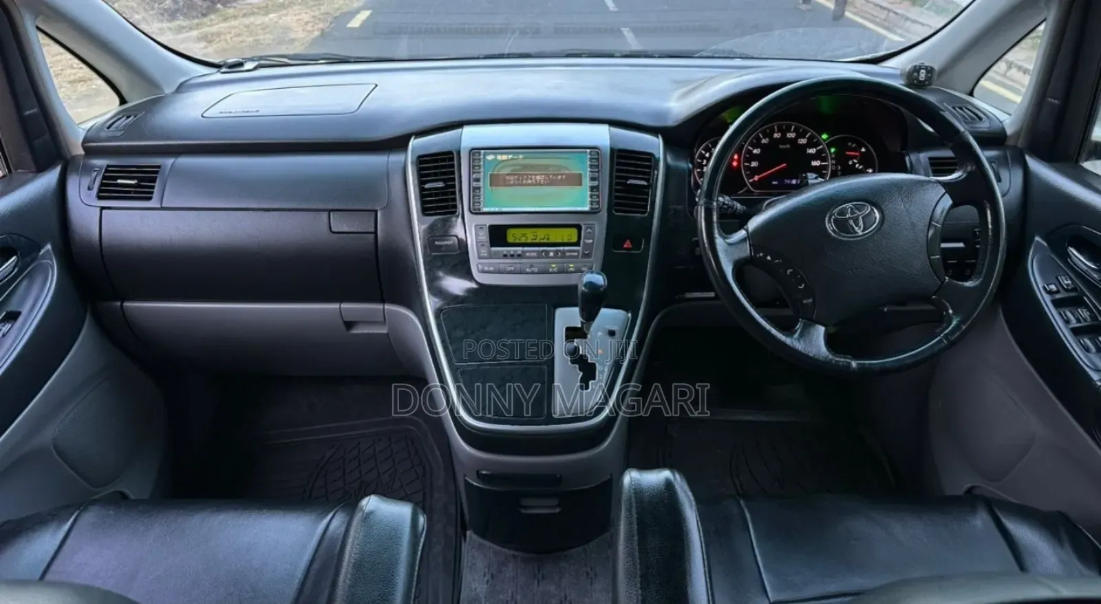 Toyota Alphard 2.4 Petrol AWD 2005 White