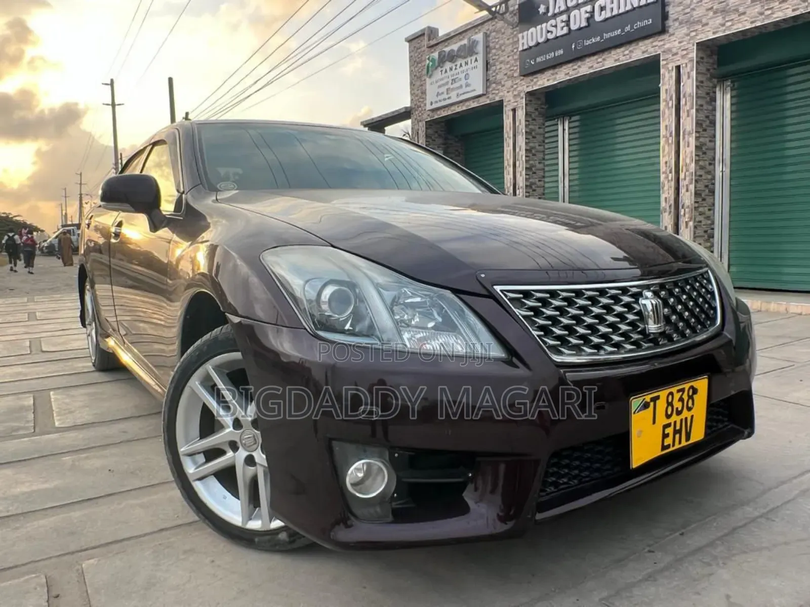 Toyota Crown 2011 Black